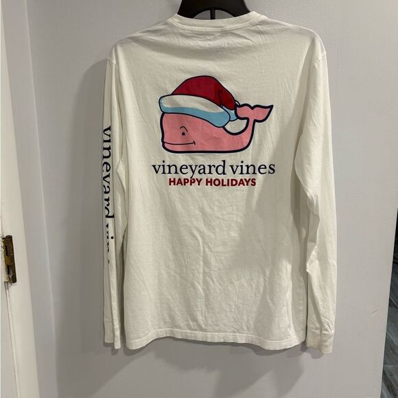 Vineyard Vines Tops - Vineyard Vines Festive Whale Long Sleeve - White and Pink